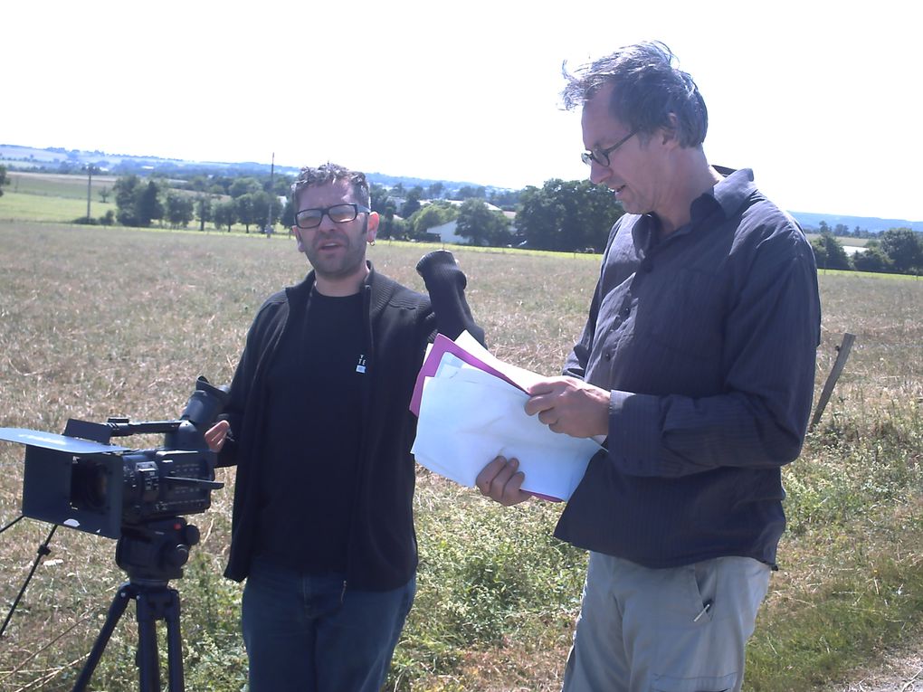 ce 1er  juin 2011 le tournage du film la couleur de la couette pour unfilmunjour écrit et réalisé par sylvain anne avec jean pierre arthur ,erwan papon,andré layus ,gilles plantier sur des  images de javier z diaz et le son de dominique dallemagn