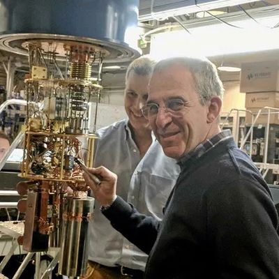 Prix Nobel : qui est Michel Devoret, ce Français qui a repoussé les frontières de la physique quantique ?