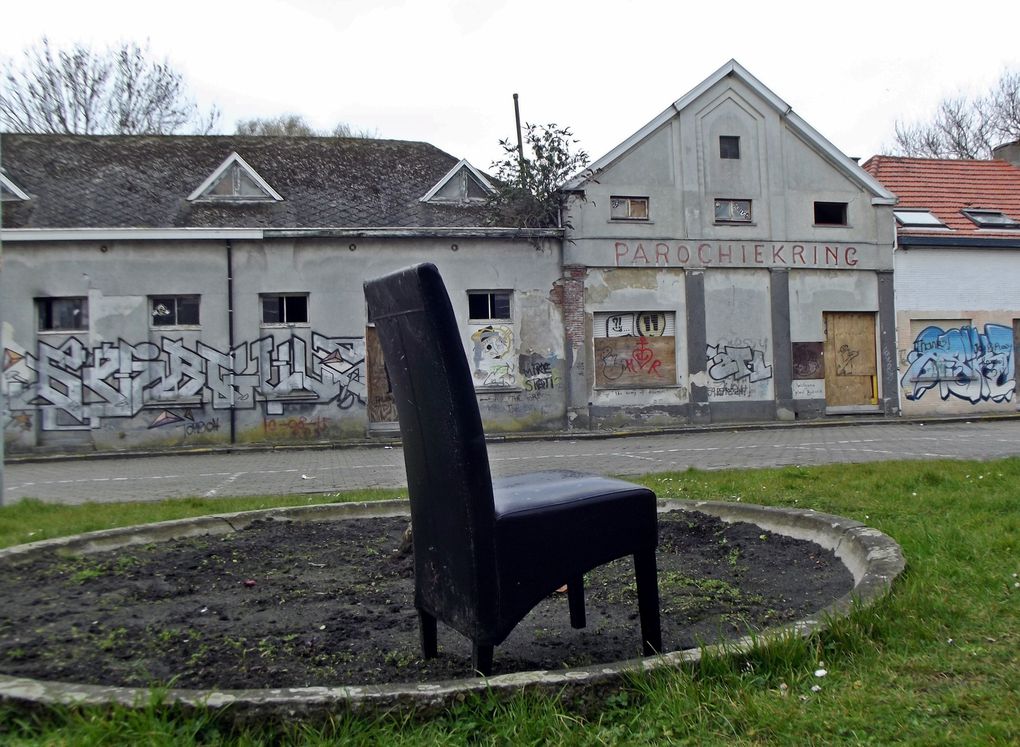 Doel, a Ghost Town in Belgium, Village abandonné près d'Anvers suite à l'implantation d'une centrale nucléaire.