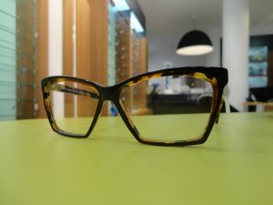 Opticien : A Perros Guirec avec LA LUNETTERIE le bon choix de qualité services