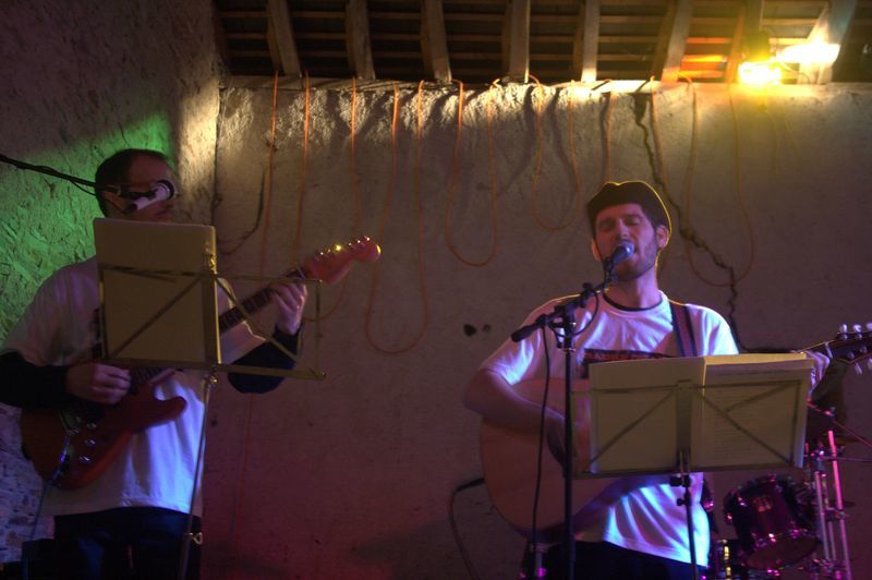 Premier concert, chez Sandra et Julien, lors de leur crémaillère à Champtocé-sur-Loire.