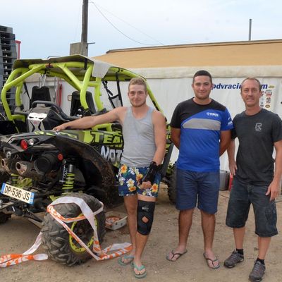 Pilotes et bénévoles dans l'organisation du 33ème Mondial du quad.