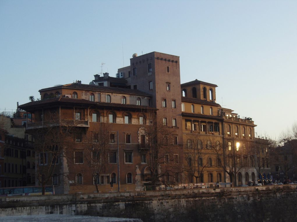 CHATEAU ET PONT SAINT-ANGE