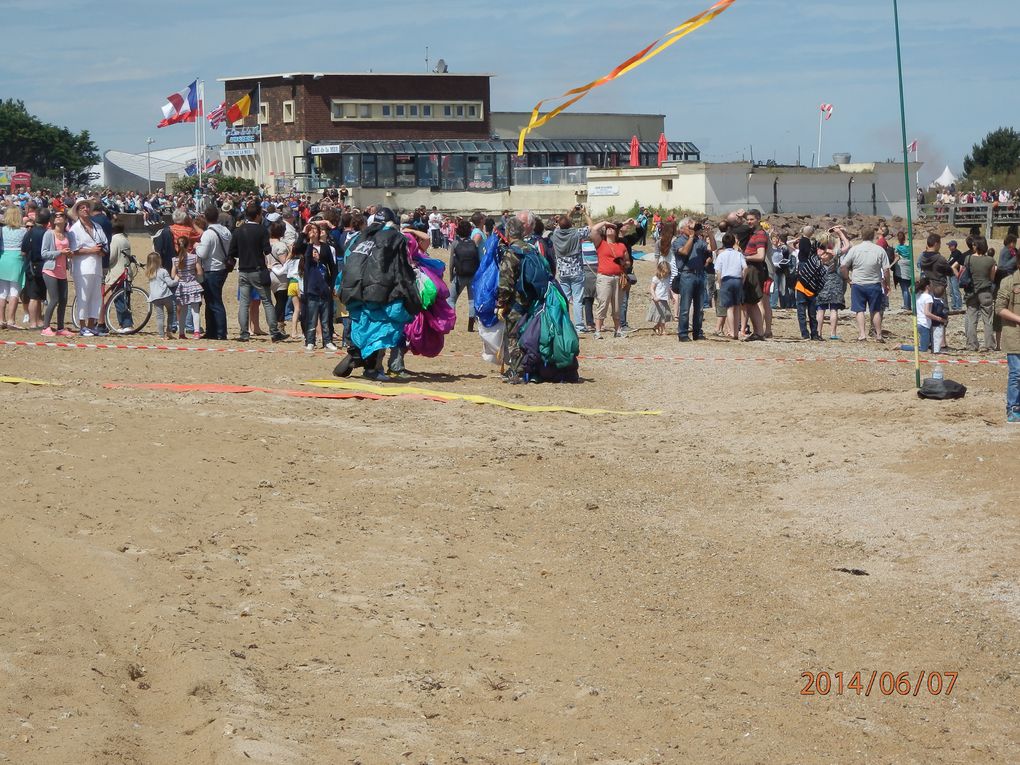 voici le reportage photos transmis par notre ami Jean-Claude du D-Day à Courceulles un grand merci pour ce reportage.