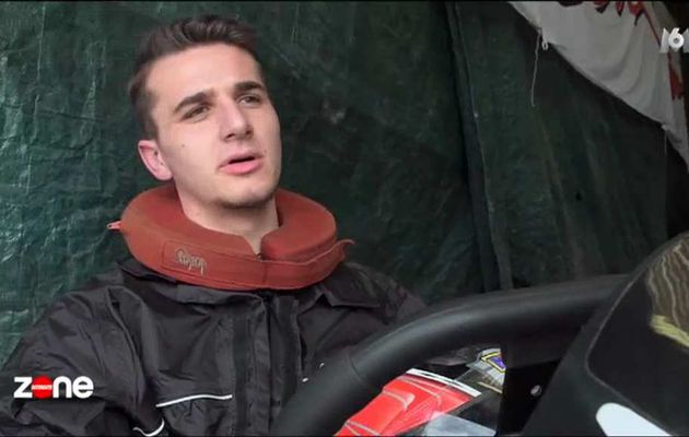 La réflexion d'un étudiant qui pense avoir une première voiture bas de gamme : "Peut-être une Audi"