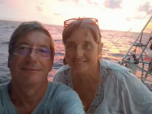 A bord de Mataiva, coucher de soleil et selfie