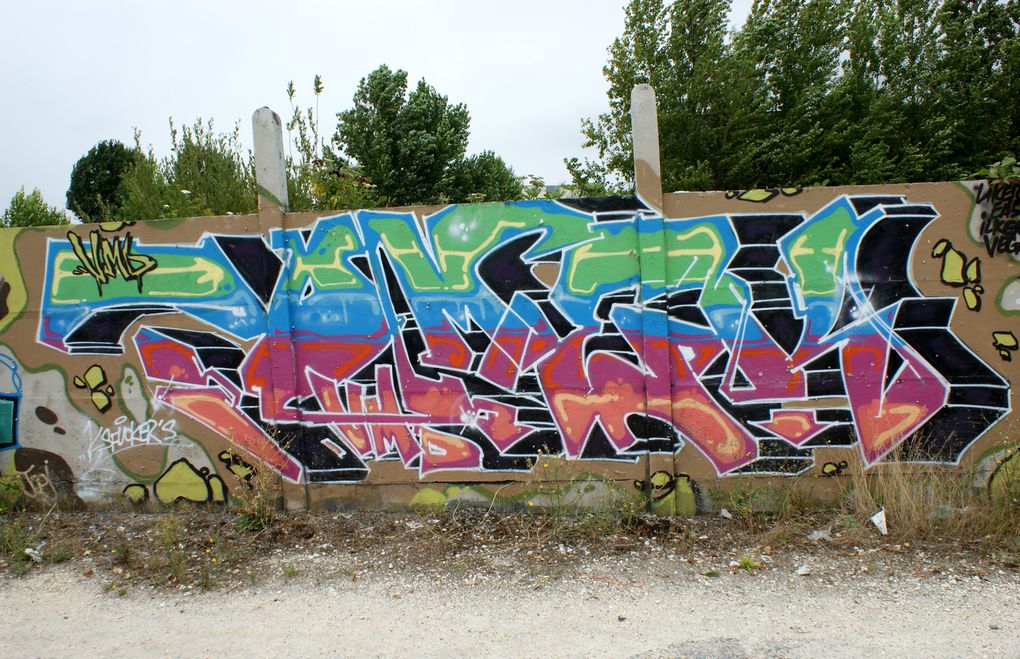 Album - Graffitis-Bordeaux-Tom 001