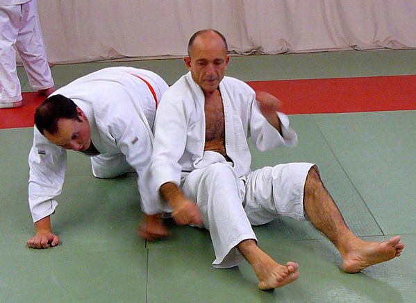 le Team ju jutsu, les fidèles de la section jujitsu traditionnel de Roger Cadière au Judo Sport Rochelais