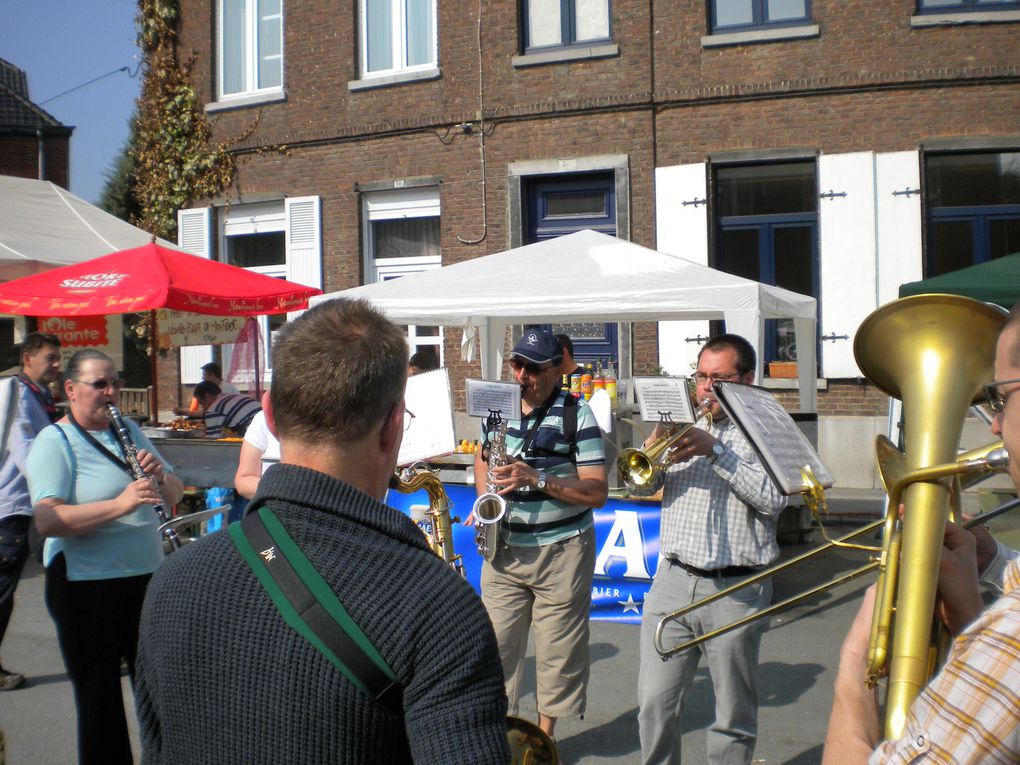 Album - Marche-des-saveurs-du-Sud-Ronquieres-2009