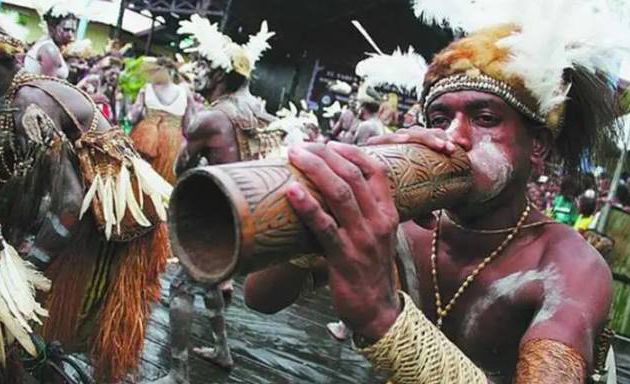 Kebudayaan Suku Asmat Asli Pedalaman Papua