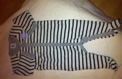 PYJAMA PETIT BATEAU 3 MOIS 7 euros