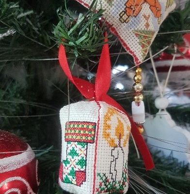 Déco Sapin de Noël 2021 : Fuseau de Noël 2 et ses variantes