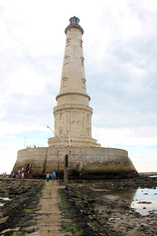 sortie d'une journée au phare de Cordouan, avec pique nique et promenade en bâteau et enfin visite du phare