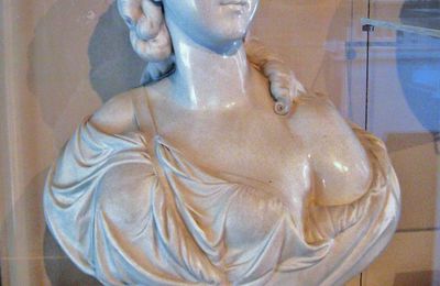 Buste de Madame du Barry d'après Auguste Pajou