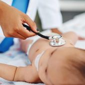 #ALERTE : Un Conseiller de la FDA pense que les Troubles Cardiaques des Nouveaux-Nés Proviennent des Mères Vaccinées ! - MOINS de BIENS PLUS de LIENS