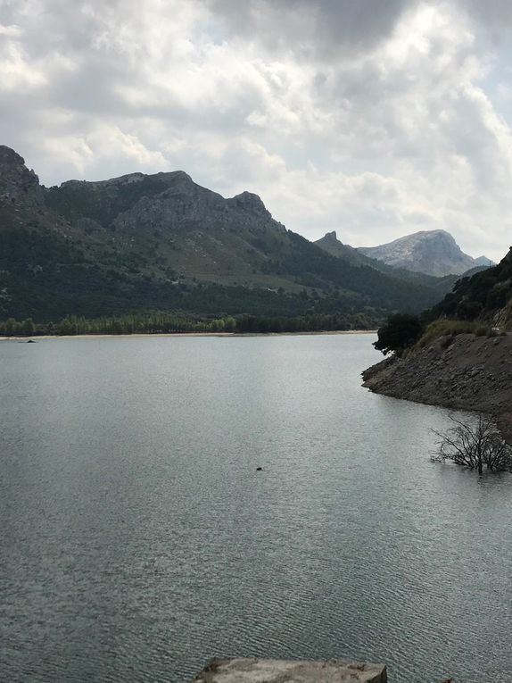 Promenade dans l'arrière-pays, de Soller à Lluc en passant par les lacs