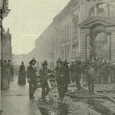 "La Puerta de entrada a los Bomberos de Santiago y de Chile"