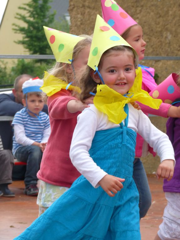 Photos de la fête de l'école 2013 de Chasné sur Illet