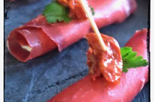 Roulés de bresaola au chèvre