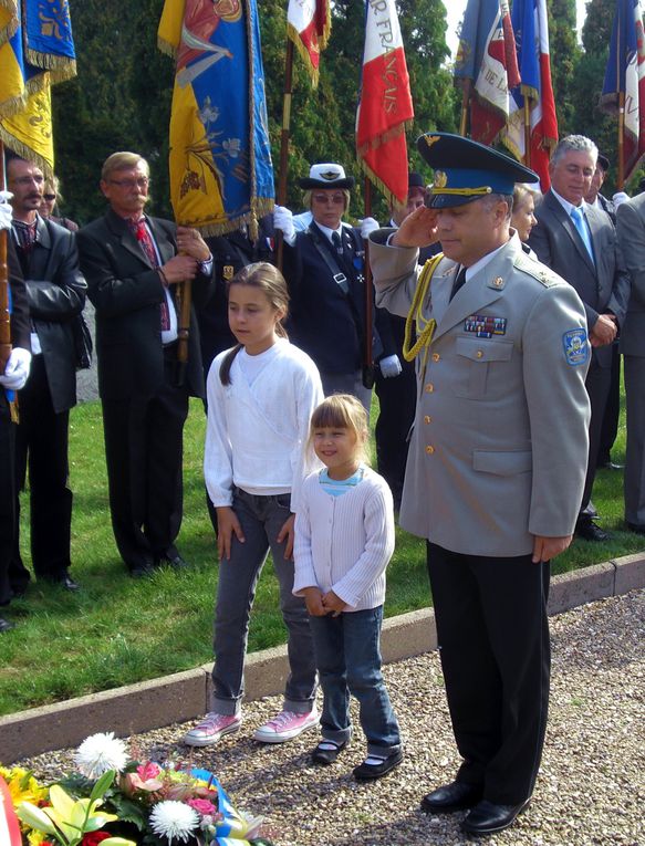 Bénédiction du drapeau franco-ukrainien de l'UFA; commémoration au Ban Saint-Jean