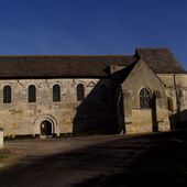 Église Saint-Léger du Vieux-Bourg de Cravant-les-Côteaux - Wikipédia