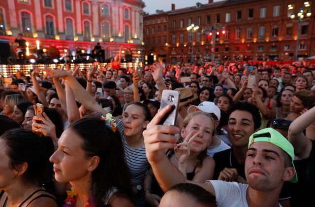 Fête de la musique sur France 2 : revoir les 2 titres interprétés par Julien Doré (Vidéo).