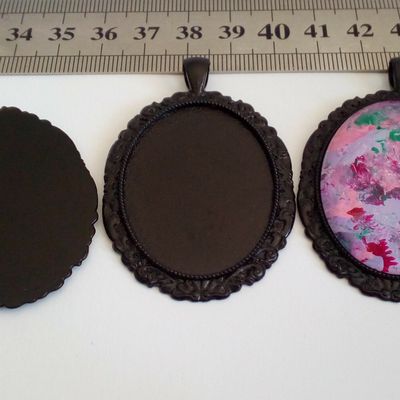 30x40 mm,base pendentif connecteur noir,bordure coquillage marins,collage cabochon oval,fond plat,verre image fimo,fourniture bijou bricolage mercerie,scrap deco,punk gothique boheme