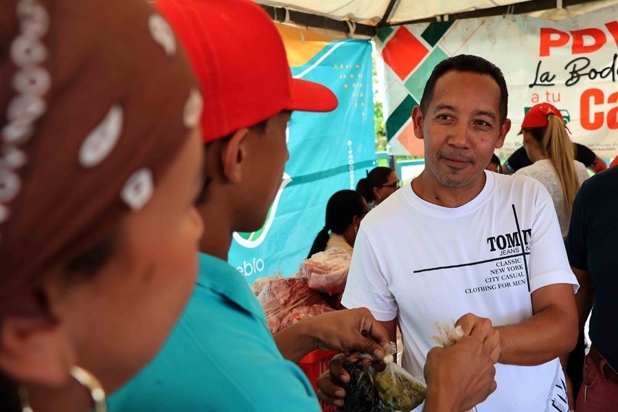 Gobierno de Carabobo benefició a más de 13 mil familias de Valencia con combos hallaqueros en &quot;Ferias del Campo&quot;