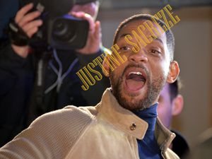 Will Smith fait preuve d'un enthousiasme communicatif ! Will Smith is showing a lot of enthousiasm!