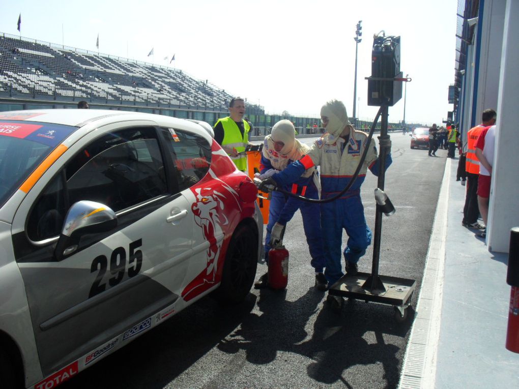 Rencontres Peugeot Sport Magny Cours avril 2010 Album n°2