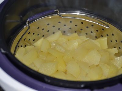 Comment préparer des pommes de terre au cookeo ?