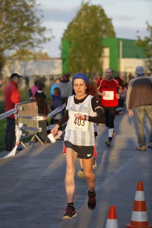 Photos de Patrick Maujean du 10 km de BEZANNES