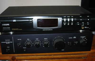 Ensemble Ampli Sansui AU-117, platine CD Philips CD 723 (vendu)