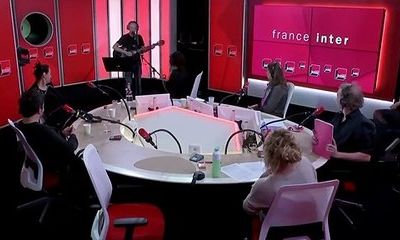 Blasphème - Un humoriste de France Inter, Frédéric Fromet, chante en direct sur l’antenne : « Jésus est PD (…) Pourquoi ne pas l’avoir encu… »