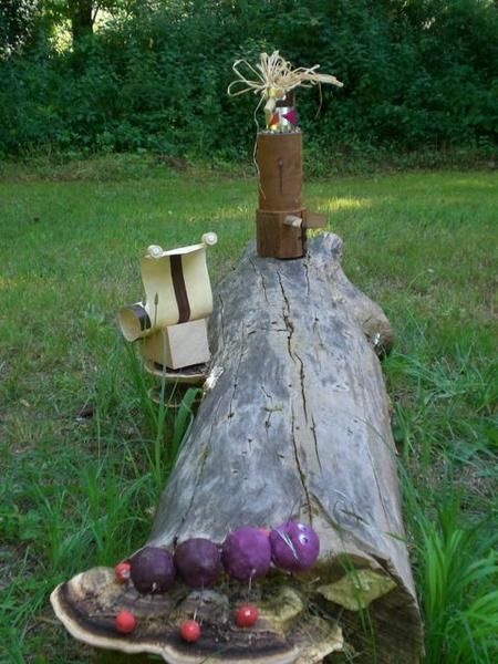 Exposition éphémère des travaux réalisés par les enfants au cours de l'année 2007-2008 au CCA de Saint-Donat, dans le cadre de l'atelier "2D/3D" peinture et sculpture.