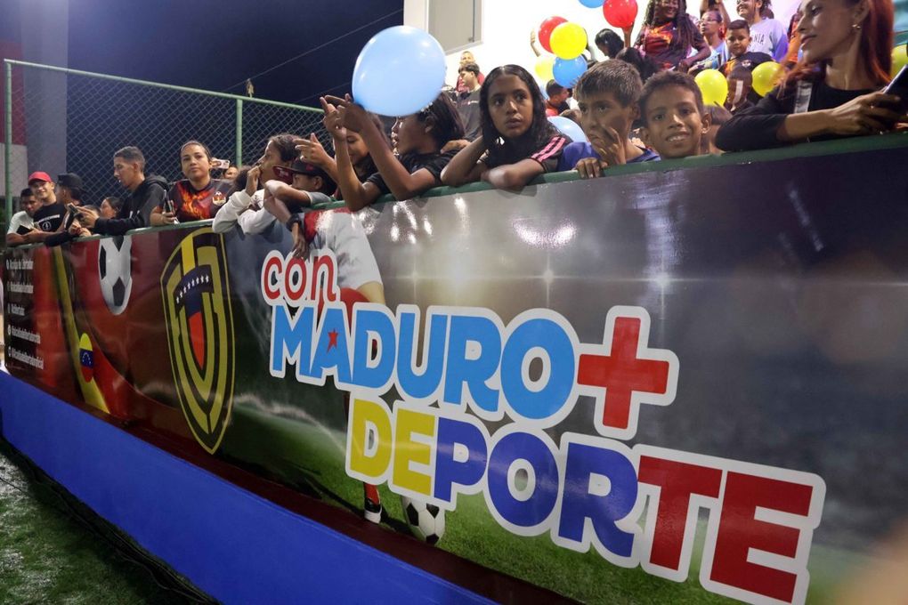 Gobernador Rafael Lavaca inauguró Campo Deportivo &quot;Antonio José de Sucre&quot; en Tocuyito