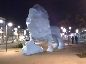 Place Stalingrad et Lion Bleu