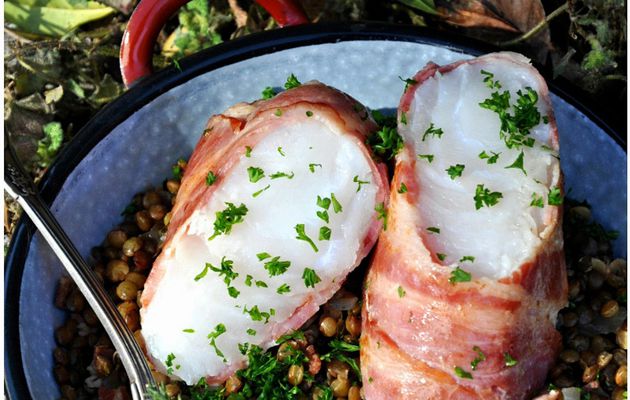 Tournedos de cabillaud et lard croustillant, lentilles du Puy 