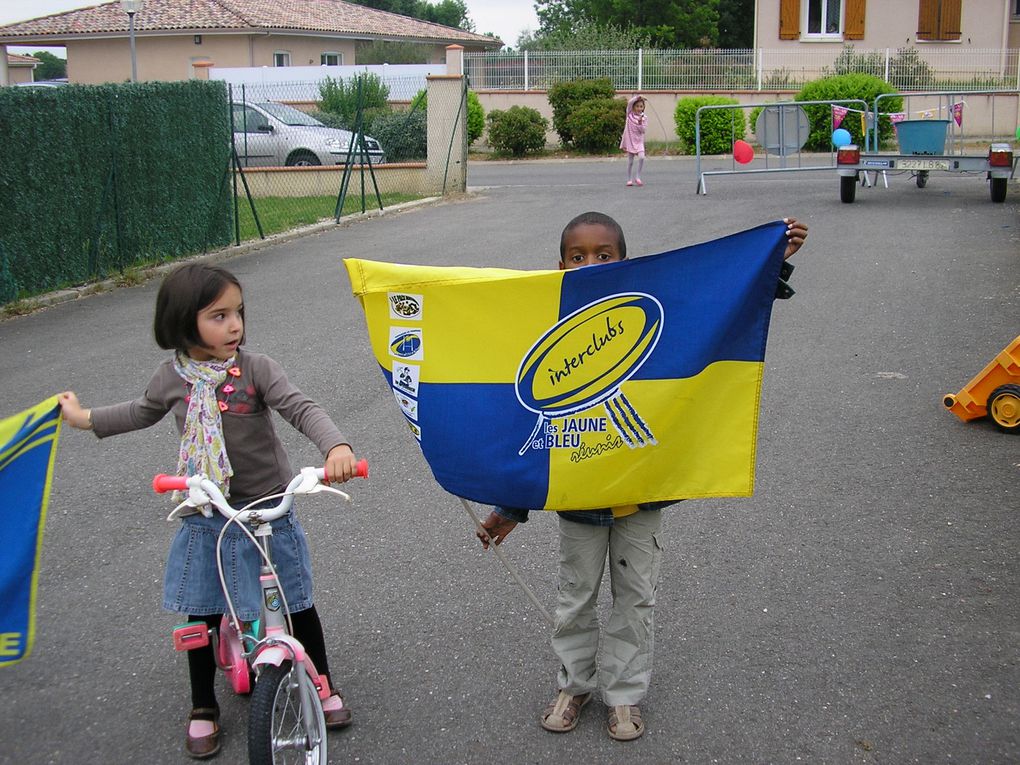 Album - 2010-05-repas-champestre-des-voisins