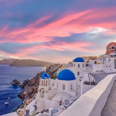 Anniversaire de mariage à Santorin : les préparatifs