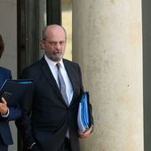 Accusée de harcèlement, Nathalie Elimas a refusé de quitter le gouvernement