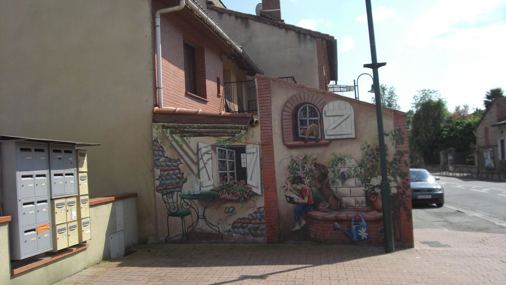 Quelques Photographies de mon village situé au bord de l'Ariège, à un jet de pierre de son confluent avec la Garonne...
Et à moins de 10 km de ma Ville Rose à laquelle il est relié "straight on" par le chemin des "Etroits"...