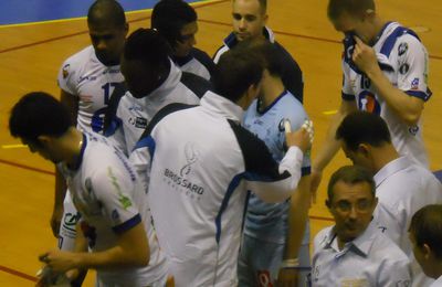 Volleyball : Paris s'enfonce encore