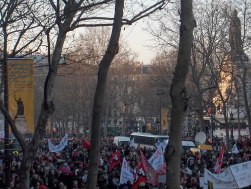 Le 29 janvier dernier, les travailleurs répondaient à l'appel unitaire des syndicats pour protester contre la politique de la droite. Nous ne payerons pas leur crise !