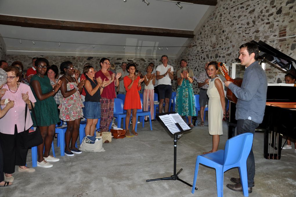 Place aux concerts et la musique sans oublier une conférence et un ciné musical, le tout se terminant par une dégustation des meilleurs vins. (20 photos)