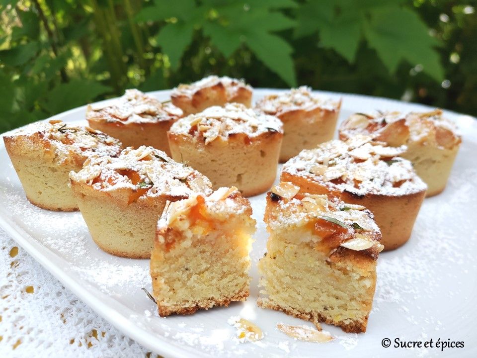 Financiers aux abricots, citron et thym