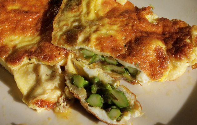 Omelette aux pointes d’asperges vertes