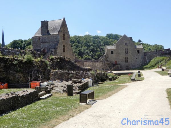 Fougères, Bretagne en camping-car (Voyages en camping-car)