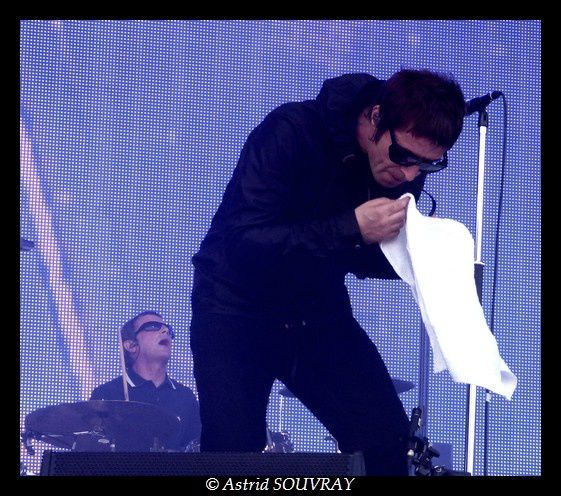 Album - Beady-Eye-Solidays-2013