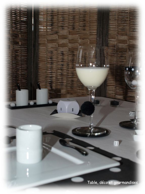 Album - Table-Un-diner-en-Noir-et-Blanc